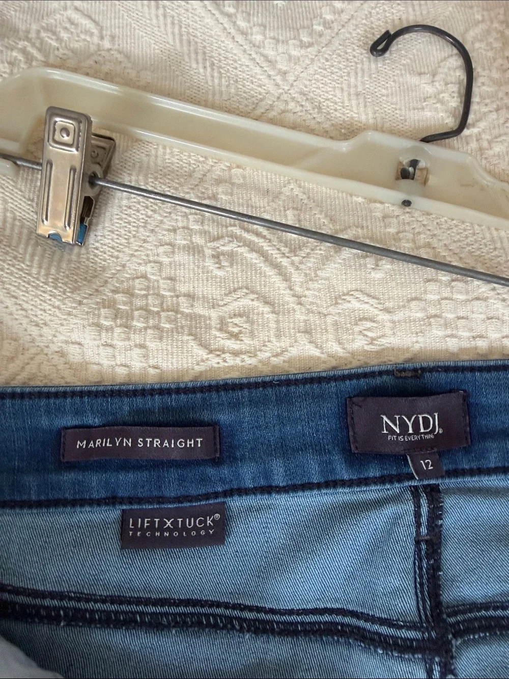 NYDJ Marilyn Straight Leg Jeans in Medium Blue (LiftXTuck Technology)